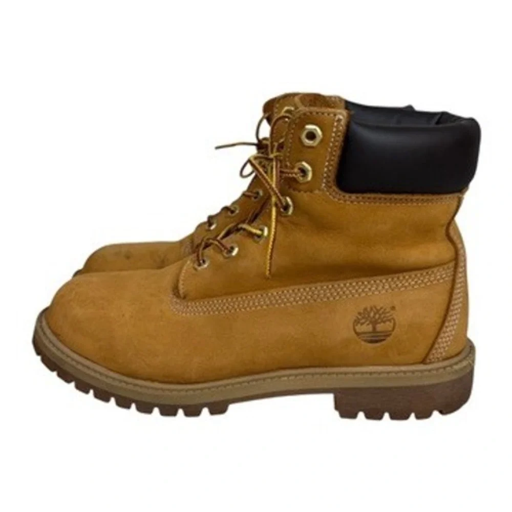 Timberland 6-Inch Premium Waterproof Boots Junior 6.5 Wheat Leather Classic Lug